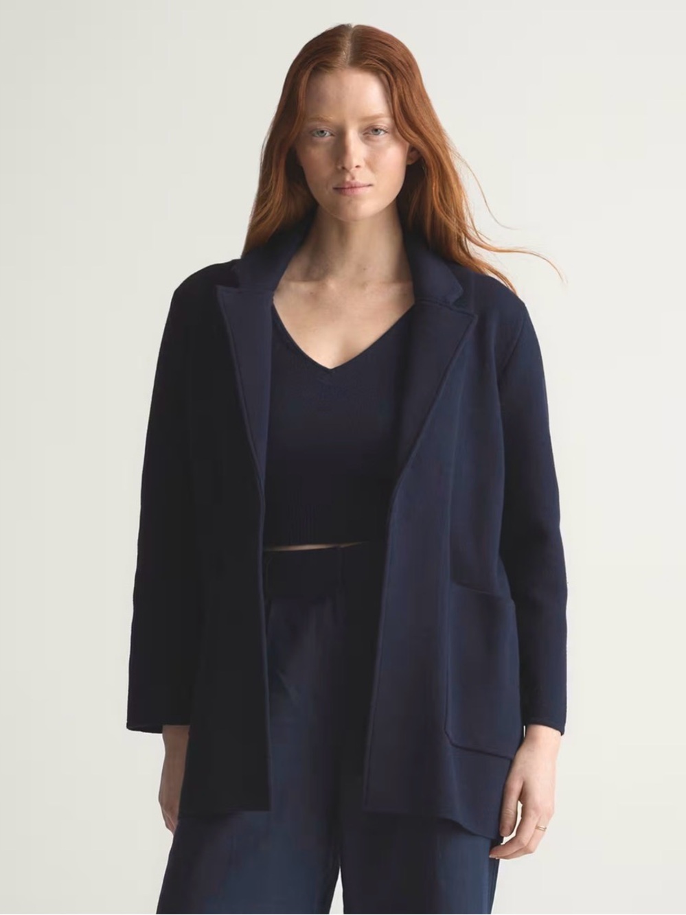 Quince 100% Organic Cotton Knit
Blazer in Navy size large brand new